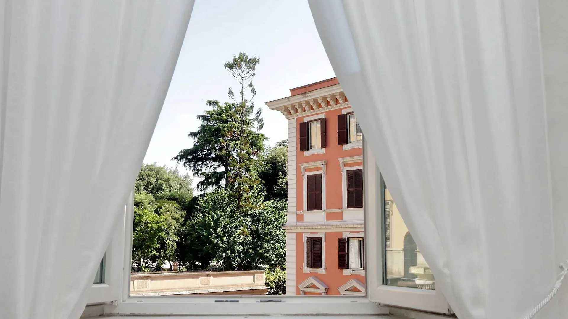 Just Chilling Suite Rome 4*,  Italy